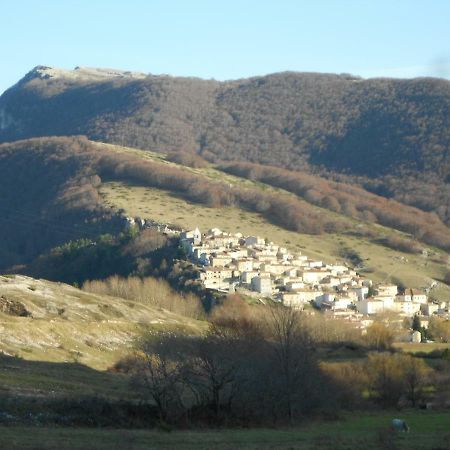 Appartamento Roccione Ovindoli Kültér fotó