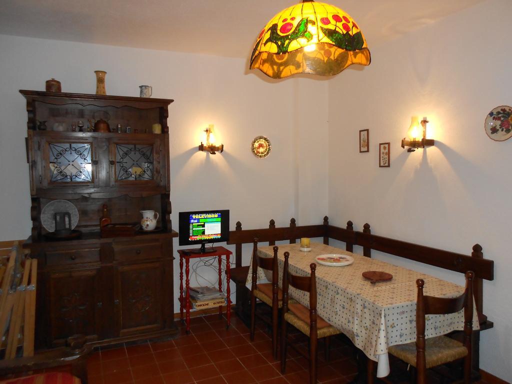 Appartamento Roccione Ovindoli Szoba fotó