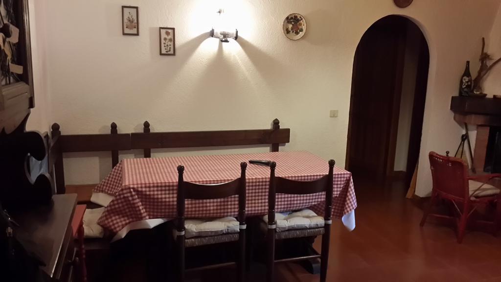 Appartamento Roccione Ovindoli Szoba fotó